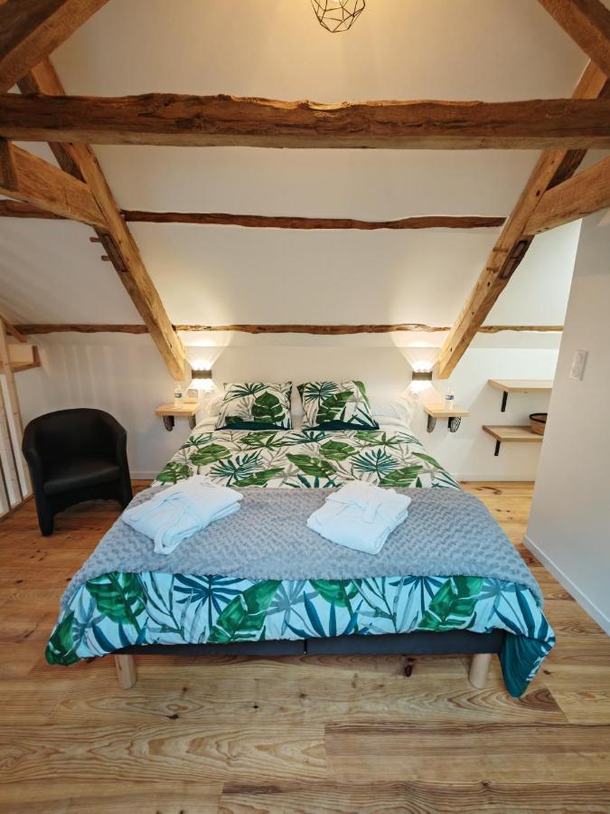 A La Memoire De Merlin & Spa Saint-Malon-sur-Mel Extérieur photo