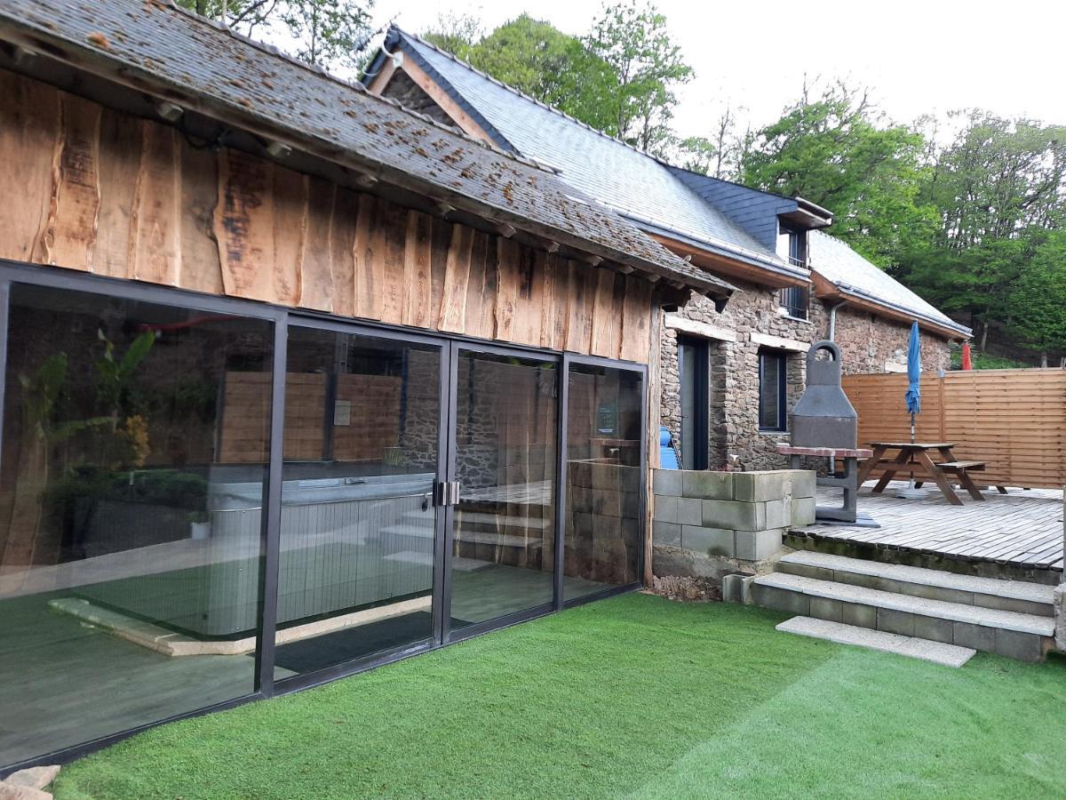 A La Memoire De Merlin & Spa Saint-Malon-sur-Mel Extérieur photo
